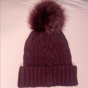 Elegant Burgundy Knit Pom-Pom Beanie